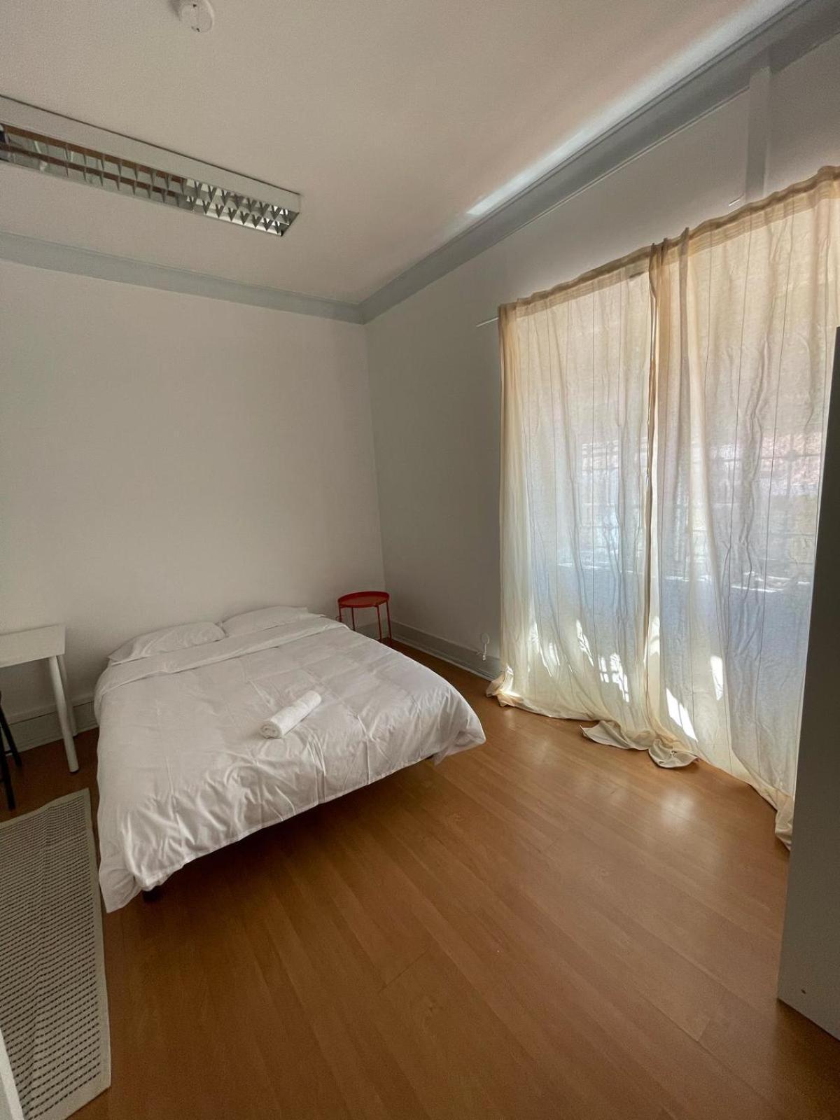 Residencial Sky Lounge Albergue *